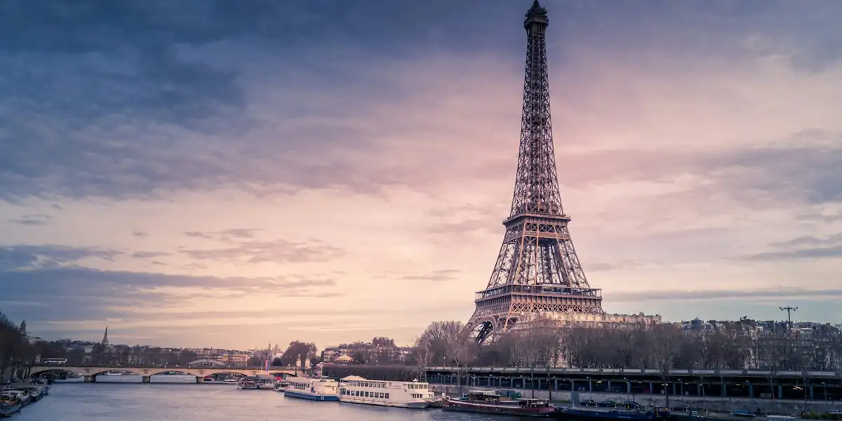 La tour Eiffel à Paris
